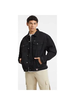 Guess Jeans Kurtka jeansowa TRUCKER | Oversize fit ze sklepu Gomez Fashion Store w kategorii Kurtki męskie - zdjęcie 187592641