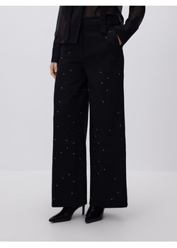 Reserved - Spodnie ze strasem - czarny ze sklepu Reserved w kategorii Spodnie damskie - zdjęcie 187595553