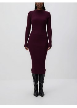 Reserved - Prążkowana sukienka z wiskozą - bordowy ze sklepu Reserved w kategorii Sukienki - zdjęcie 187595734