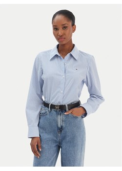 Tommy Hilfiger Koszula Ess WW0WW47169 Niebieski Regular Fit ze sklepu MODIVO w kategorii Koszule damskie - zdjęcie 187598391
