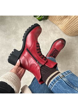 Czerwone skórzane botki damskie na traperze Filippo Dbt6501/25 ze sklepu suzana.pl w kategorii Botki - zdjęcie 187606773
