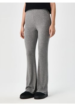 Sinsay - Prążkowane spodnie z szeroką nogawką - szary ze sklepu Sinsay w kategorii Spodnie damskie - zdjęcie 187610080