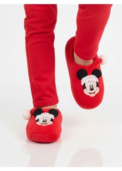 Sinsay - Pluszowe kapcie z elementami 3D Mickey Mouse - czerwony ze sklepu Sinsay w kategorii Kapcie dziecięce - zdjęcie 187615361