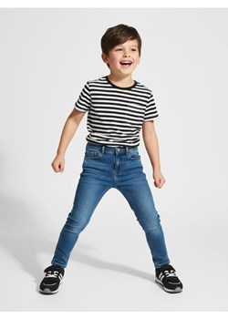 Sinsay - Jeansy skinny - indigo jeans ze sklepu Sinsay w kategorii Spodnie chłopięce - zdjęcie 187615463
