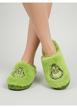 Sinsay - Kapcie ze sztucznym futerkiem Grinch - zielony ze sklepu Sinsay w kategorii Kapcie damskie - zdjęcie 187615483