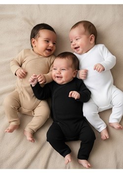 Sinsay - Prążkowane komplety dzianinowe 3 pack - biały ze sklepu Sinsay w kategorii Komplety niemowlęce - zdjęcie 187615490