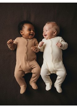 Sinsay - Prążkowane śpiochy ze stópkami 2 pack - kremowy ze sklepu Sinsay w kategorii Odzież dla niemowląt - zdjęcie 187615540