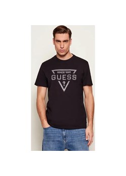 GUESS T-shirt PAINTED TRIANGLE | Regular Fit ze sklepu Gomez Fashion Store w kategorii T-shirty męskie - zdjęcie 187616361