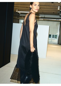 Reserved - Sukienka midi z koronką - czarny ze sklepu Reserved w kategorii Sukienki - zdjęcie 187616564