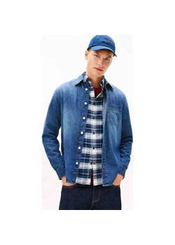 Tommy Jeans Jeansowa koszula | Regular Fit ze sklepu Gomez Fashion Store w kategorii Koszule męskie - zdjęcie 187624174
