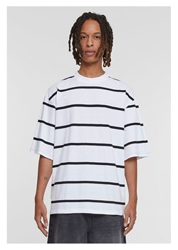 Urban Classics Koszulka w kolorze biało-czarnym ze sklepu Limango Polska w kategorii T-shirty męskie - zdjęcie 187628802