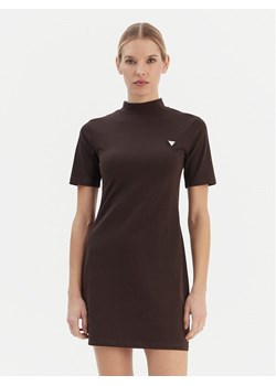Guess Sukienka codzienna V6RK04 J1314 Brązowy Regular Fit ze sklepu MODIVO w kategorii Sukienki - zdjęcie 187630154
