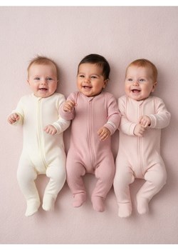 Sinsay - Pajacyk z prążkowanej dzianiny 3 pack - różowy ze sklepu Sinsay w kategorii Odzież dla niemowląt - zdjęcie 187630783