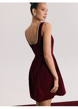 Mohito - Welurowa sukienka mini - mahoń ze sklepu Mohito w kategorii Sukienki - zdjęcie 187631482