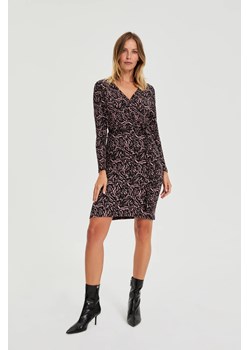 Dopasowana sukienka czarna ze sklepu Moodo.pl w kategorii Sukienki - zdjęcie 187633334