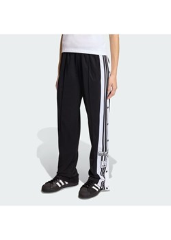 adidas Spodnie capri 159165 Czarny Loose Fit ze sklepu MODIVO w kategorii Spodnie damskie - zdjęcie 187633494
