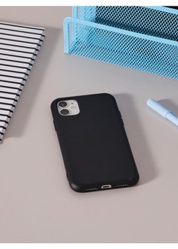 Sinsay - Etui iPhone 13/14 - czarny ze sklepu Sinsay w kategorii Etui - zdjęcie 187634534