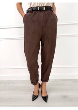 Czekoladowe Zamszowe Spodnie ze sklepu ModnaKiecka.pl w kategorii Spodnie damskie - zdjęcie 187635650