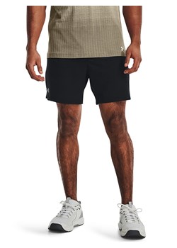 Under Armour Szorty sportowe w kolorze czarnym ze sklepu Limango Polska w kategorii Spodenki męskie - zdjęcie 187642613