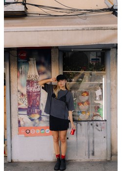 Lace Undone Box Tee - Stone Grey ze sklepu Surf Inc w kategorii Bluzki damskie - zdjęcie 187646892