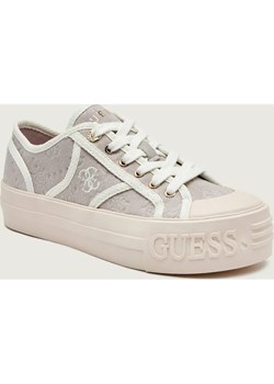 Guess Trampki ISSAH ze sklepu Gomez Fashion Store w kategorii Buty sportowe damskie - zdjęcie 187650651