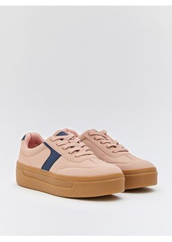 Belucci Sneakersy w kolorze jasnoróżowym ze sklepu Limango Polska w kategorii Buty sportowe damskie - zdjęcie 187652354