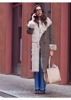 Sinsay - Długi płaszcz z ocieplanym futerkiem - brązowy ze sklepu Sinsay w kategorii Płaszcze damskie - zdjęcie 187662542