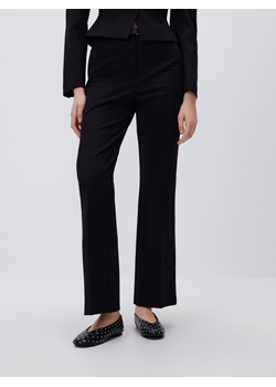 Reserved - Spodnie flare z paskiem - czarny ze sklepu Reserved w kategorii Spodnie damskie - zdjęcie 187666350