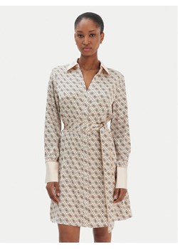 Guess Sukienka koszulowa W6RK90 WF1T2 Beżowy Regular Fit ze sklepu MODIVO w kategorii Sukienki - zdjęcie 187666894