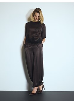 Reserved - Spodnie z wiskozy - ciemnobrązowy ze sklepu Reserved w kategorii Spodnie damskie - zdjęcie 187667471