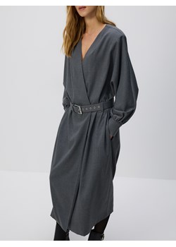 Reserved - Sukienka z paskiem - ciemnoszary ze sklepu Reserved w kategorii Sukienki - zdjęcie 187669500