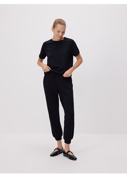 Reserved - Dresowe joggery - czarny ze sklepu Reserved w kategorii Spodnie damskie - zdjęcie 187670854