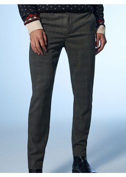 Sinsay - Spodnie chino slim w kratę - szary ze sklepu Sinsay w kategorii Spodnie męskie - zdjęcie 187674694