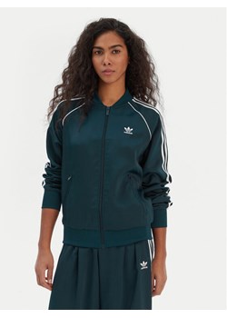 adidas Bluza SST adicolor Satin JZ6732 Zielony Regular Fit ze sklepu MODIVO w kategorii Bluzy damskie - zdjęcie 187677164
