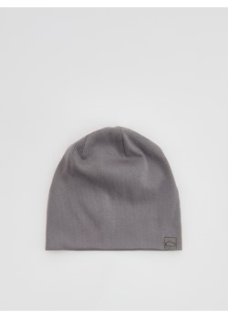 Reserved - Bawełniana czapka z naszywką - ciemnoszary ze sklepu Reserved w kategorii Czapki dziecięce - zdjęcie 187681633