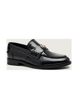 Guess Loafersy BEVALEE ze sklepu Gomez Fashion Store w kategorii Półbuty damskie - zdjęcie 187681904