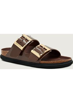 Birkenstock Skórzane klapki Arizona Droplet Buckle Cupsole ze sklepu Gomez Fashion Store w kategorii Klapki damskie - zdjęcie 187681933