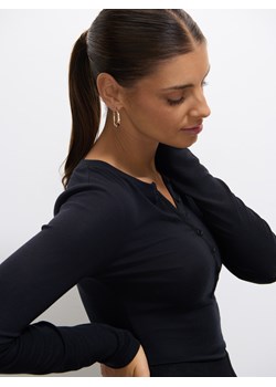 Mohito - Bluzka z dodatkiem wełny - czarny ze sklepu Mohito w kategorii Bluzki damskie - zdjęcie 187684054