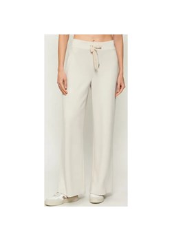 Joseph Ribkoff Spodnie | Loose fit ze sklepu Gomez Fashion Store w kategorii Spodnie damskie - zdjęcie 187685900