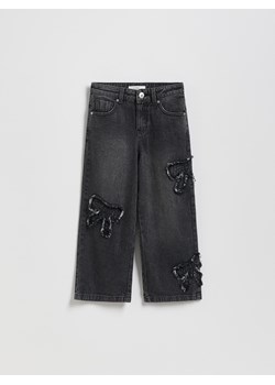 Reserved - Jeansy wide leg z aplikacjami - szary ze sklepu Reserved w kategorii Spodnie dziewczęce - zdjęcie 187686283