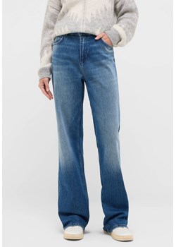 Damskie Spodnie Jeansowe Mustang Style Madison Wide Denim Blue 1016931 5000 582 ze sklepu YouNeedit.pl w kategorii Jeansy damskie - zdjęcie 187690693