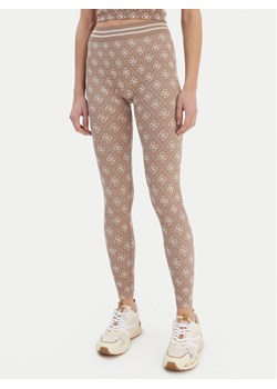Guess Legginsy V5BB13 K2000 Brązowy Slim Fit ze sklepu MODIVO w kategorii Spodnie damskie - zdjęcie 187694682