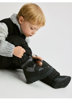 Reserved - Wodoodporne buty na rzepy - czarny ze sklepu Reserved w kategorii Buty zimowe dziecięce - zdjęcie 187695480