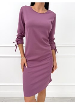 Jasnofioletowa Klasyczna Sukienka ze sklepu ModnaKiecka.pl w kategorii Sukienki - zdjęcie 187696402