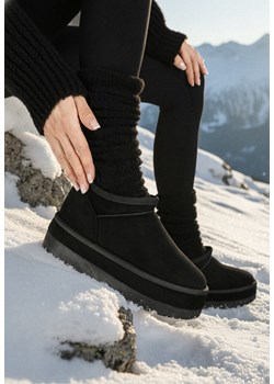 Czarne Śniegowce Vices z Krótką Cholewką Ocieplone Futerkiem Grelfedi ze sklepu born2be.pl w kategorii Śniegowce damskie - zdjęcie 187696590