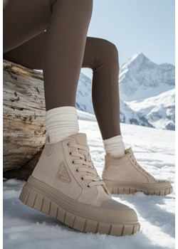 Ciemnobeżowe Botki Vices w Stylu Traperów z Grubą Tłoczoną Podeszwą z Ozdobą Alurriva ze sklepu born2be.pl w kategorii Botki - zdjęcie 187696610