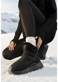 Czarne Sneakersy Śniegowce Vices na Grubej Podeszwie z Zapięciem na Rzep i Futrem Nelisella ze sklepu born2be.pl w kategorii Buty sportowe damskie - zdjęcie 187696613