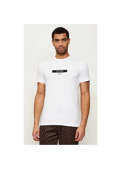 GUESS T-shirt | Slim Fit ze sklepu Gomez Fashion Store w kategorii T-shirty męskie - zdjęcie 187698291