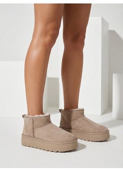 Royalfashion Buty a'la śniegowce damskie na platformie Dagodo ze sklepu royalfashion.pl w kategorii Śniegowce damskie - zdjęcie 187698940