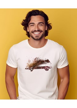 WOOOP Koszulka &quot;Back home&quot; w kolorze białym ze sklepu Limango Polska w kategorii T-shirty męskie - zdjęcie 187710972